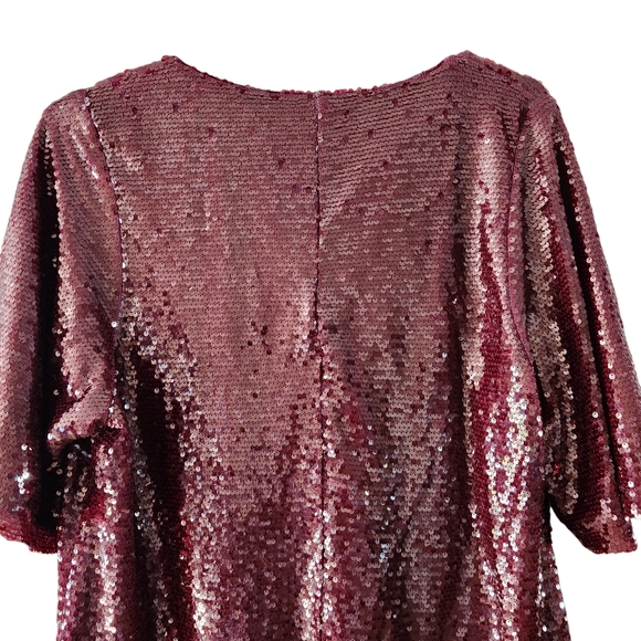 City Chic Burgundy Sequin Short Sleeve V Neck Pullover Party Shift Mini Dress - Picture 7 of 8